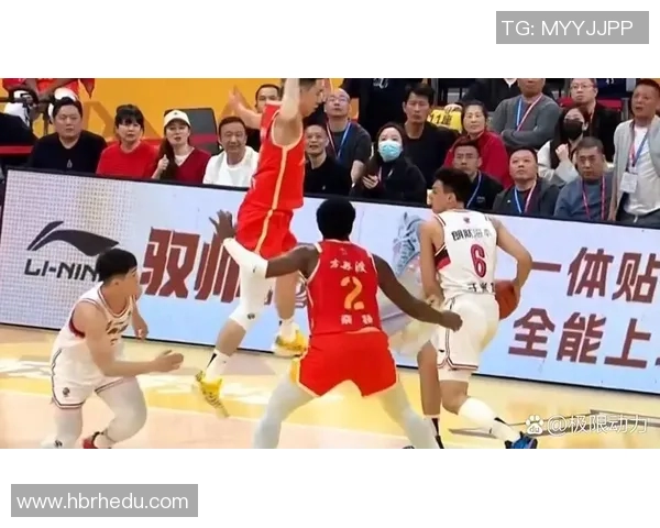 第9轮激战新疆队迎战广厦队争夺季后赛名额的关键对决 第9轮激战新疆队迎战广厦队争夺季后赛名额的关键对决