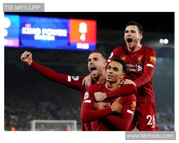 莱斯特城与马德里竞技激情对决海报展现足球魅力与团队精神