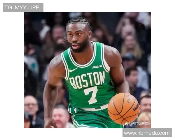 杰伦布朗如何在NBA赛场上展现领导力与全能才华的成长之路 杰伦布朗如何在NBA赛场上展现领导力与全能才华的成长之路